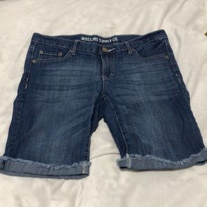 Mossimo Supply Co Denim Bermuda  Shorts Women’s Size 11